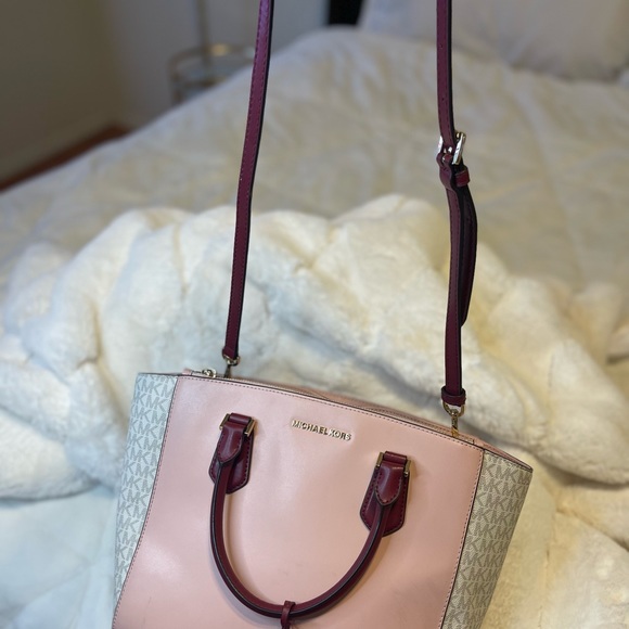 Michael Kors handbag - Picture 5 of 10